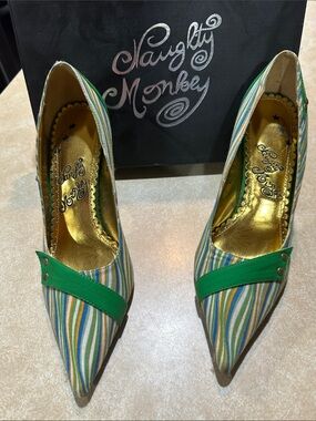 naughty monkey Striped Pointed Pumps with Green Strap